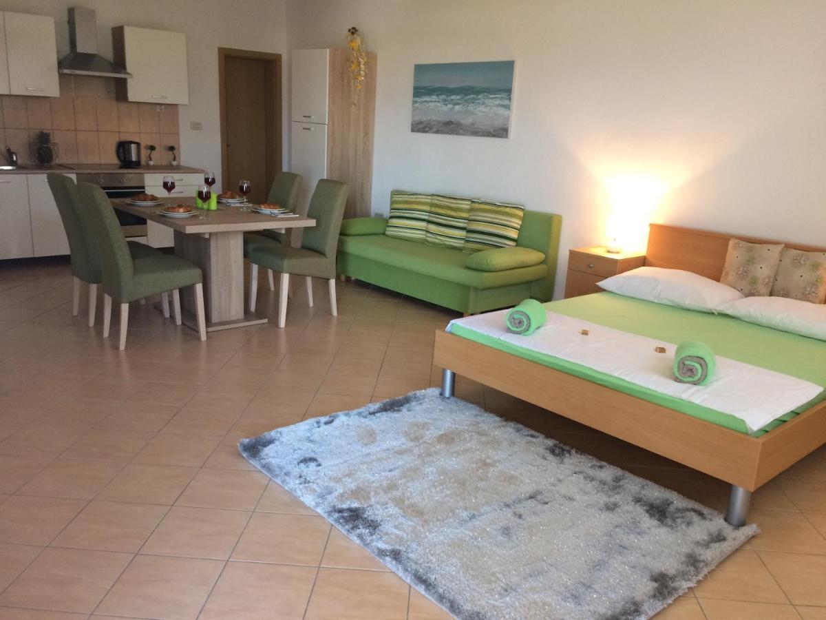 شقة Plano  في Studio Trogir Romina المظهر الخارجي الصورة